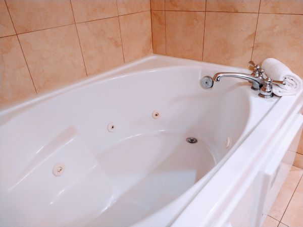 Acrylic Tub Installation in Buena Vista